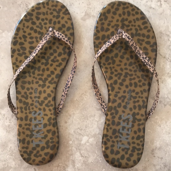 Tkees Face Paint Chatty Cheetah Flip Flops Sandals US 7 EU 38 - Picture 2 of 10